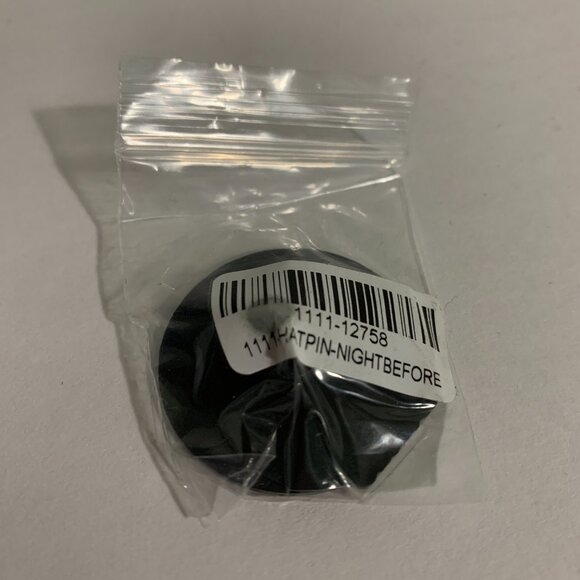 Boston Scally Co The Night Before Hat Pin Christmas Holiday Enamel Rubber Backed - Picture 2 of 2